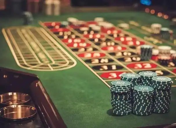 Người dùng Việt Nam chơi slot online trong sảnh game zalv trên điện thoại